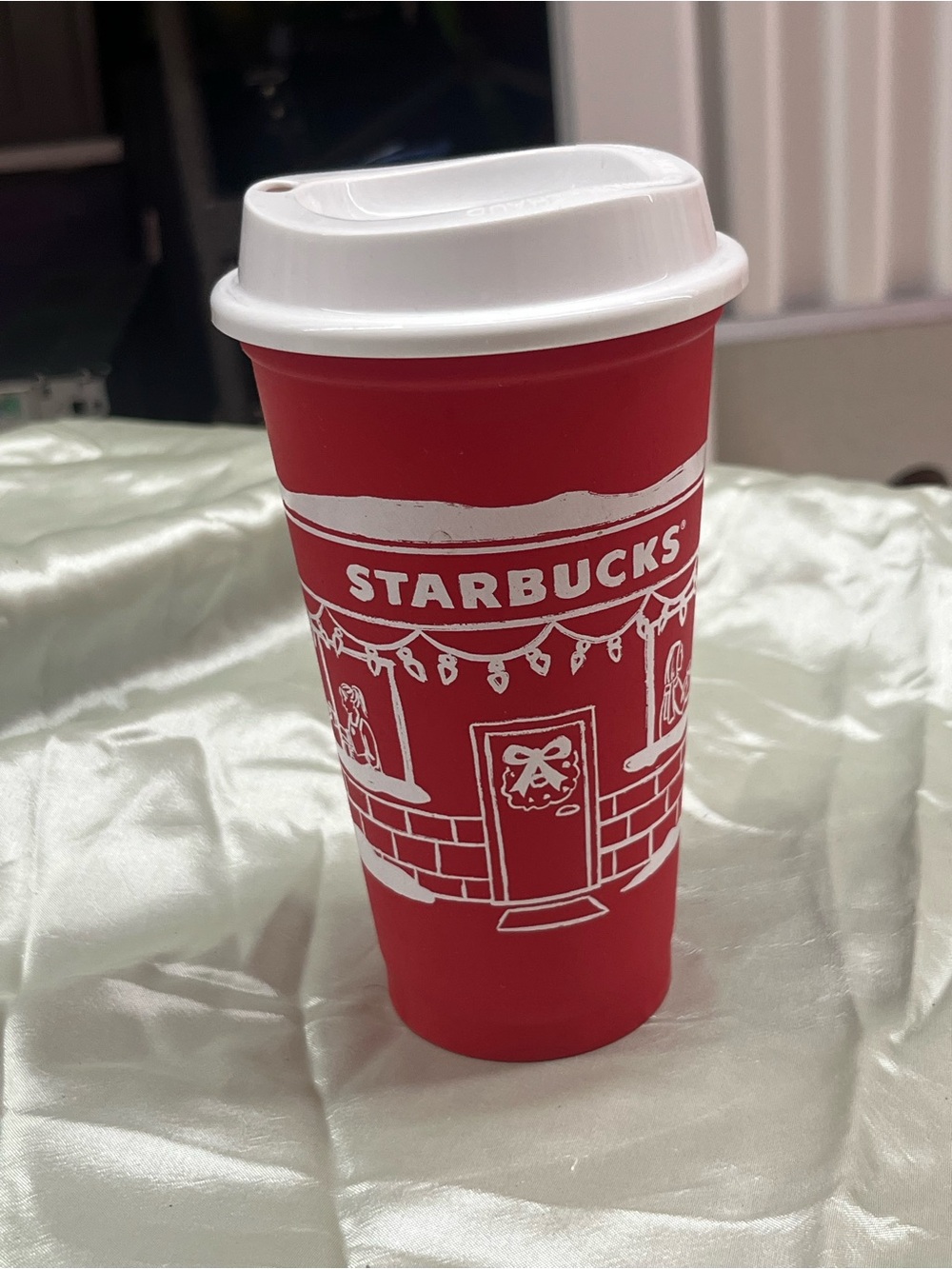 Starbucks Red Reusable Plastic Hot Cup with White Lid 16 oz 2025 Holiday
